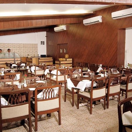 The Ambience Hotel Pune Exterior foto