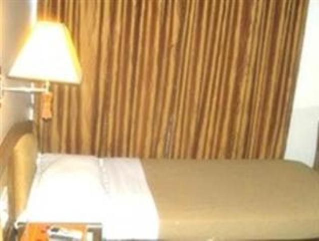 The Ambience Hotel Pune Cameră foto