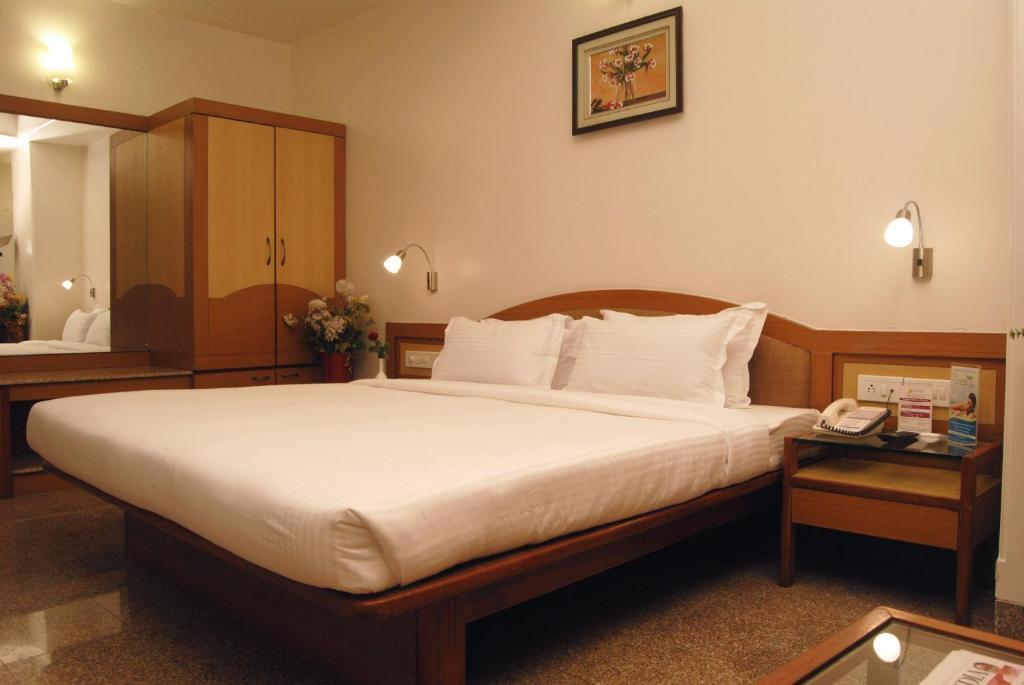 The Ambience Hotel Pune Cameră foto